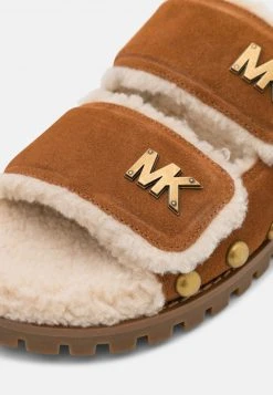 MICHAEL Michael Kors Damen STARK SLIDE - Pantolette Flach - Luggage 14 MICHAEL Michael Kors Damen STARK SLIDE - Pantolette Flach - Luggage -MICHAEL Michael Kors Verkaufsgeschäft 03f285e6fc464568a31d1040b1bf862c