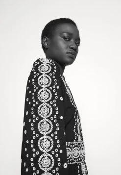 MICHAEL Michael Kors Damen EYELET MIDI - Freizeitkleid - Black 11 MICHAEL Michael Kors Damen EYELET MIDI - Freizeitkleid - Black -MICHAEL Michael Kors Verkaufsgeschäft 044f1896616d48e6a2b8ec3eea2b5f20