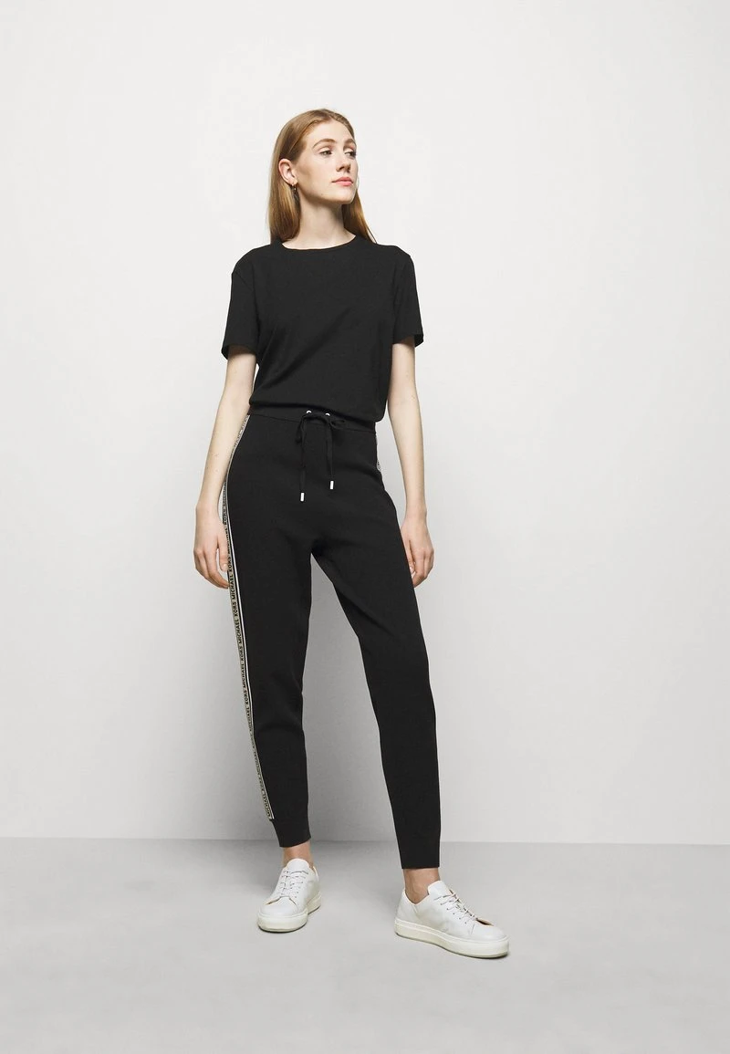 MICHAEL Michael Kors Damen LOGO TAPE JOGGER - Jogginghose - Black 4 MICHAEL Michael Kors Damen LOGO TAPE JOGGER - Jogginghose - Black – Bild 2