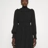MICHAEL Michael Kors Damen SWISS DOT SMOCKED DRESS - Freizeitkleid - Black -MICHAEL Michael Kors Verkaufsgeschäft 0cc0c30c014e4bfd96818a975dad4933