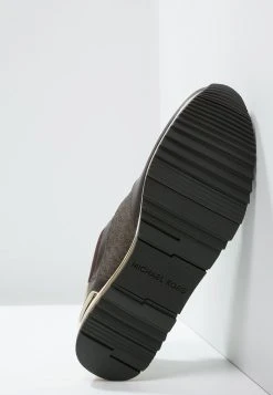 MICHAEL Michael Kors Damen ALLIE - Sneaker Low - Brown 14 MICHAEL Michael Kors Damen ALLIE - Sneaker Low - Brown -MICHAEL Michael Kors Verkaufsgeschäft 10df30176f884cd18f6628d55236e9cf