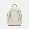 MICHAEL Michael Kors Damen BROOKLYN BACKPACK - Tagesrucksack - Cream 2 MICHAEL Michael Kors Damen BROOKLYN BACKPACK - Tagesrucksack - Cream -MICHAEL Michael Kors Verkaufsgeschäft 15daa5956c004d0ab4706ed09a0a9540