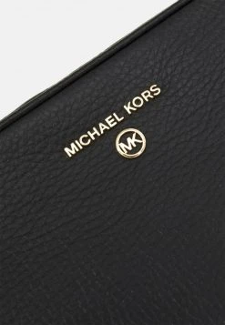 MICHAEL Michael Kors Damen JET SET CHARM ZIP TRAVEL POUCH - Kosmetiktasche - Black -MICHAEL Michael Kors Verkaufsgeschäft 1bd10c14b9704a10814467d09cca4428