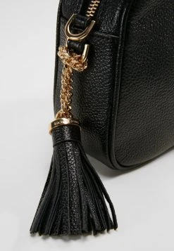 MICHAEL Michael Kors Damen JET SET CAMERA BAG - Umhängetasche - Black 13 MICHAEL Michael Kors Damen JET SET CAMERA BAG - Umhängetasche - Black -MICHAEL Michael Kors Verkaufsgeschäft 247ce63c4719462fb3a841ca52207269