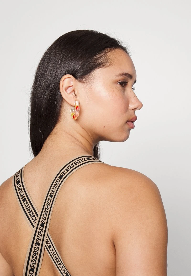 MICHAEL Michael Kors Damen LOGO ELASTIC SCOOP NECK ONEPIECE - Badeanzug - Black 8 MICHAEL Michael Kors Damen LOGO ELASTIC SCOOP NECK ONEPIECE - Badeanzug - Black – Bild 6