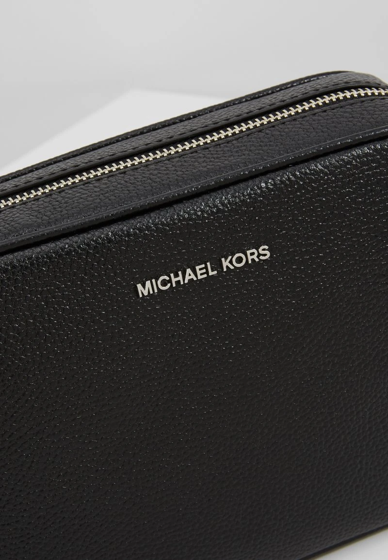 MICHAEL Michael Kors Damen JET SET CAMERA BAG - Umhängetasche - Black 10 MICHAEL Michael Kors Damen JET SET CAMERA BAG - Umhängetasche - Black – Bild 8