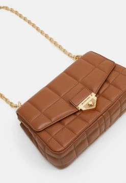 MICHAEL Michael Kors Damen SOHO CHAIN - Umhängetasche - Tan 10 MICHAEL Michael Kors Damen SOHO CHAIN - Umhängetasche - Tan -MICHAEL Michael Kors Verkaufsgeschäft 2ddd0d264dd7412a9f252c98a37a1368
