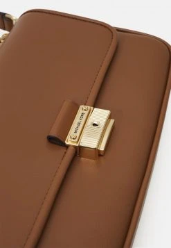 MICHAEL Michael Kors Damen BRADSHAW - Handtasche - Luggage -MICHAEL Michael Kors Verkaufsgeschäft 35de7dfd8a6443cc894853c1b5803ed1