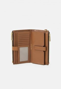 MICHAEL Michael Kors Damen JET SET WRISTLET - Geldbörse - Brown 9 MICHAEL Michael Kors Damen JET SET WRISTLET - Geldbörse - Brown -MICHAEL Michael Kors Verkaufsgeschäft 3a5c85c59a31401c94a55d4d575fa0d3