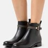 MICHAEL Michael Kors Damen FANNING FLAT BOOTIE - Stiefelette - Black -MICHAEL Michael Kors Verkaufsgeschäft 4aaf394ce6024f3d9352077da5f33451