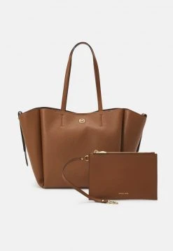 MICHAEL Michael Kors Damen FREYA OPEN TOTE - Shopping Bag - Luggage 11 MICHAEL Michael Kors Damen FREYA OPEN TOTE - Shopping Bag - Luggage -MICHAEL Michael Kors Verkaufsgeschäft 5516d5c3f9ab430ea5507c9bb4c61b5a