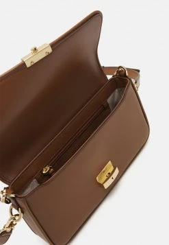 MICHAEL Michael Kors Damen BRADSHAW - Handtasche - Luggage -MICHAEL Michael Kors Verkaufsgeschäft 5974df849f4343a4976a054c74ca4b51