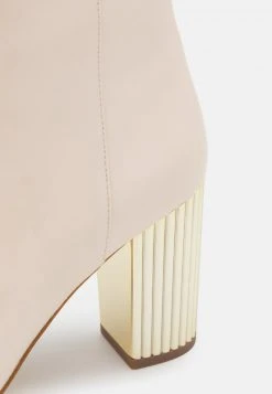 MICHAEL Michael Kors Damen PORTER BOOTIE - Stiefelette - Light Cream 15 MICHAEL Michael Kors Damen PORTER BOOTIE - Stiefelette - Light Cream -MICHAEL Michael Kors Verkaufsgeschäft 5d7985fc48c9463dabaff4ae6373fb04