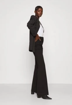 MICHAEL Michael Kors Damen SLIM BOOTCUT PANT - Stoffhose - Black 12 MICHAEL Michael Kors Damen SLIM BOOTCUT PANT - Stoffhose - Black -MICHAEL Michael Kors Verkaufsgeschäft 61851d7a52ad4f9e97e538fb4c57a847