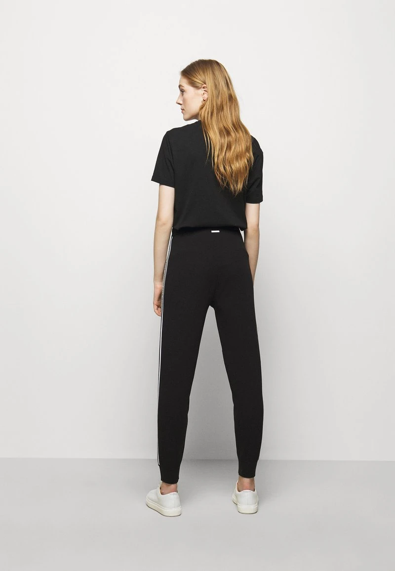 MICHAEL Michael Kors Damen LOGO TAPE JOGGER - Jogginghose - Black 5 MICHAEL Michael Kors Damen LOGO TAPE JOGGER - Jogginghose - Black – Bild 3