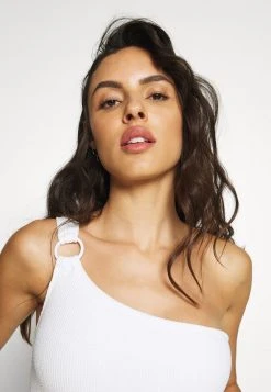 MICHAEL Michael Kors Damen DECADENT TEXTURE LOGO RING ONE PIECE - Badeanzug - White 13 MICHAEL Michael Kors Damen DECADENT TEXTURE LOGO RING ONE PIECE - Badeanzug - White -MICHAEL Michael Kors Verkaufsgeschäft 703985f1f2614b368b8789a7d762f1b1