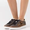 MICHAEL Michael Kors Damen CHAPMAN LACE UP - Sneaker Low - Brown 1 MICHAEL Michael Kors Damen CHAPMAN LACE UP - Sneaker Low - Brown -MICHAEL Michael Kors Verkaufsgeschäft 72dbe64e8b0d4902be3bf8ccbb46d58d