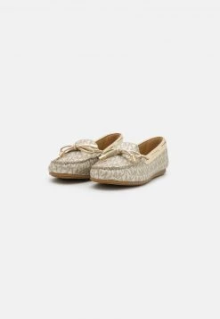 MICHAEL Michael Kors Damen SUTTON - Slipper - Pale Gold 11 MICHAEL Michael Kors Damen SUTTON - Slipper - Pale Gold -MICHAEL Michael Kors Verkaufsgeschäft 74c7af424e3943c79a9c4b19f3da9bf8
