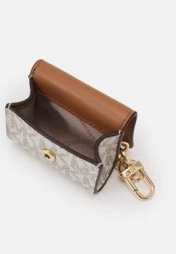 MICHAEL Michael Kors Damen TRAVEL ACCESSORIES CLIPCASE FOR AIRPODS - Schlüsselanhänger - Vanilla/acrn 9 MICHAEL Michael Kors Damen TRAVEL ACCESSORIES CLIPCASE FOR AIRPODS - Schlüsselanhänger - Vanilla/acrn -MICHAEL Michael Kors Verkaufsgeschäft 903ae4f42eb64f78871442f7bdc0a1aa