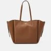 MICHAEL Michael Kors Damen FREYA OPEN TOTE - Shopping Bag - Luggage 1 MICHAEL Michael Kors Damen FREYA OPEN TOTE - Shopping Bag - Luggage -MICHAEL Michael Kors Verkaufsgeschäft 9fced52497944d1ba70f1cc3ccde4840