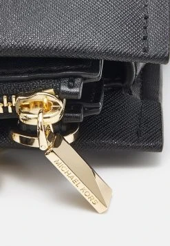 MICHAEL Michael Kors Damen MARILYN SATCHEL - Handtasche - Black 12 MICHAEL Michael Kors Damen MARILYN SATCHEL - Handtasche - Black -MICHAEL Michael Kors Verkaufsgeschäft a31b3dc7011d4044beef50e2fa77b2cb