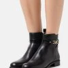 MICHAEL Michael Kors Damen FARRAH FLAT BOOTIE - Stiefelette - Black