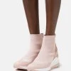 MICHAEL Michael Kors Damen SWIFT BOOTIE - Keilstiefelette - Soft Pink -MICHAEL Michael Kors Verkaufsgeschäft b4b45caaa92746aaab365f0d4c3708c2