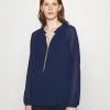 MICHAEL Michael Kors Damen SOLID CHAIN - Bluse - Navy 1 MICHAEL Michael Kors Damen SOLID CHAIN - Bluse - Navy -MICHAEL Michael Kors Verkaufsgeschäft b71654b4ece549f5a73c5874ebbf76ae