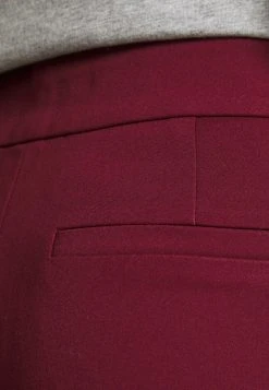 MICHAEL Michael Kors Damen CROP PANT WITH SLIT - Stoffhose - Dark Ruby 17 MICHAEL Michael Kors Damen CROP PANT WITH SLIT - Stoffhose - Dark Ruby -MICHAEL Michael Kors Verkaufsgeschäft bb95e46c77fc4f4abc8c073446069893