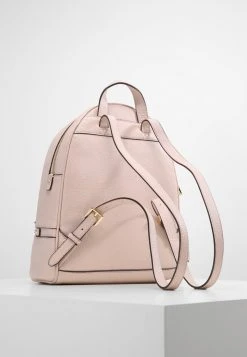 MICHAEL Michael Kors Damen RHEA ZIP BACKPACK SMALL - Tagesrucksack - Soft Pink 10 MICHAEL Michael Kors Damen RHEA ZIP BACKPACK SMALL - Tagesrucksack - Soft Pink -MICHAEL Michael Kors Verkaufsgeschäft bd11423bd58f4c89805e63262e79fd63