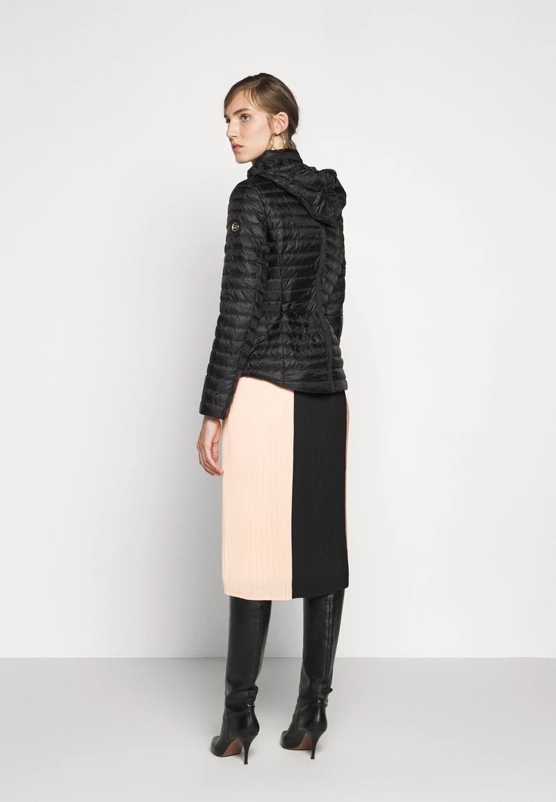 MICHAEL Michael Kors Damen BELTED - Daunenjacke - Black 6 MICHAEL Michael Kors Damen BELTED - Daunenjacke - Black – Bild 4