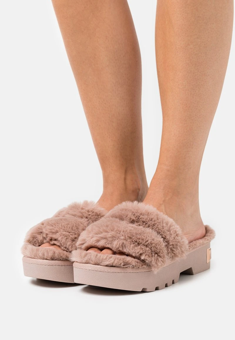 MICHAEL Michael Kors Damen ALFIE SLIDE - Pantolette Flach - Fawn 3 MICHAEL Michael Kors Damen ALFIE SLIDE - Pantolette Flach - Fawn