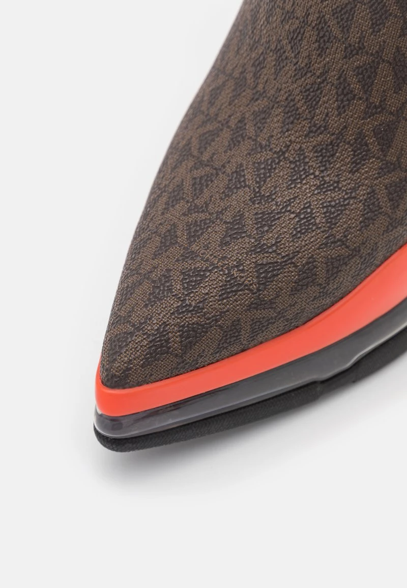 MICHAEL Michael Kors Damen KEKE EXTREME - Plateaustiefelette - Brown 9 MICHAEL Michael Kors Damen KEKE EXTREME - Plateaustiefelette - Brown – Bild 7