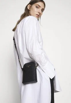 MICHAEL Michael Kors Damen JET SET CHARM XBODY - Umhängetasche - Black 9 MICHAEL Michael Kors Damen JET SET CHARM XBODY - Umhängetasche - Black -MICHAEL Michael Kors Verkaufsgeschäft c6b98cf8f7014073a739adcf93666e07