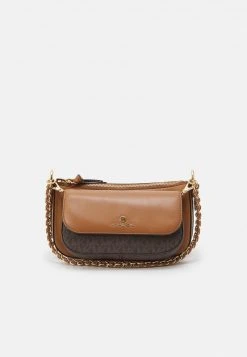 MICHAEL Michael Kors Damen JET CHARMMD POUCH XBODY SET - Handtasche - Brown/acorn 12 MICHAEL Michael Kors Damen JET CHARMMD POUCH XBODY SET - Handtasche - Brown/acorn -MICHAEL Michael Kors Verkaufsgeschäft c7755ec4f2e04b53b87bfc70053c7699