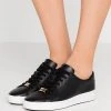 MICHAEL Michael Kors Damen IRVING LACE UP - Sneaker Low - Black 2 MICHAEL Michael Kors Damen IRVING LACE UP - Sneaker Low - Black -MICHAEL Michael Kors Verkaufsgeschäft ca6780f8abad4a1a9e18e263bd8d9971
