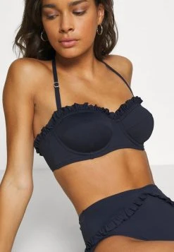 MICHAEL Michael Kors Damen ICONIC SOLIDS RUFFLED HIGH LEG BOTTOM - Bikini-Hose - New Navy 11 MICHAEL Michael Kors Damen ICONIC SOLIDS RUFFLED HIGH LEG BOTTOM - Bikini-Hose - New Navy -MICHAEL Michael Kors Verkaufsgeschäft dc2e83a764e04ba7b11b018fb392ec90