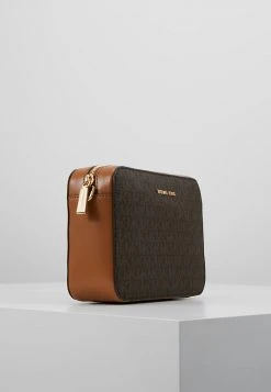 MICHAEL Michael Kors Damen CROSSBODIES CAMERA BAG - Umhängetasche - Brown 12 MICHAEL Michael Kors Damen CROSSBODIES CAMERA BAG - Umhängetasche - Brown -MICHAEL Michael Kors Verkaufsgeschäft e10d15a07c8d447cbf749edb3c28cd90