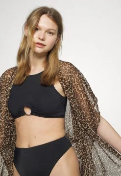 MICHAEL Michael Kors Damen ICONIC SOLIDS CROPPED - Bikini-Top - Black 11 MICHAEL Michael Kors Damen ICONIC SOLIDS CROPPED - Bikini-Top - Black -MICHAEL Michael Kors Verkaufsgeschäft e4b8b1f182524435b43ab04505398a06