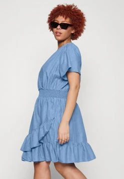 MICHAEL Michael Kors Damen WRAP DRESS - Freizeitkleid - Light Cadet Wash 12 MICHAEL Michael Kors Damen WRAP DRESS - Freizeitkleid - Light Cadet Wash -MICHAEL Michael Kors Verkaufsgeschäft e5103a4d2c1142a49dda186d8a4e16ea