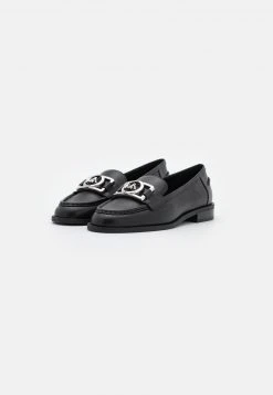 MICHAEL Michael Kors Damen APRIL LOAFER - Slipper - Black 11 MICHAEL Michael Kors Damen APRIL LOAFER - Slipper - Black -MICHAEL Michael Kors Verkaufsgeschäft e90a3054bfb64df9b8fd9562111827b7