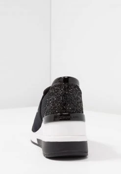 MICHAEL Michael Kors Damen FELIX TRAINER - Slipper - Black 14 MICHAEL Michael Kors Damen FELIX TRAINER - Slipper - Black -MICHAEL Michael Kors Verkaufsgeschäft ff2718cdb46d46f4af5228b85c6a9a1c