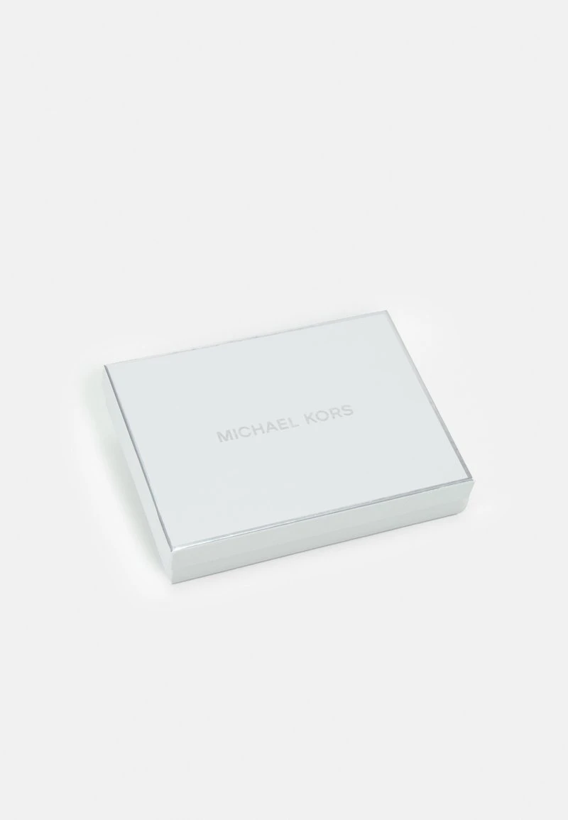 MICHAEL Michael Kors Damen JET SET CHARM FLAP WRISTLET - Geldbörse - Camel 6 MICHAEL Michael Kors Damen JET SET CHARM FLAP WRISTLET - Geldbörse - Camel – Bild 4